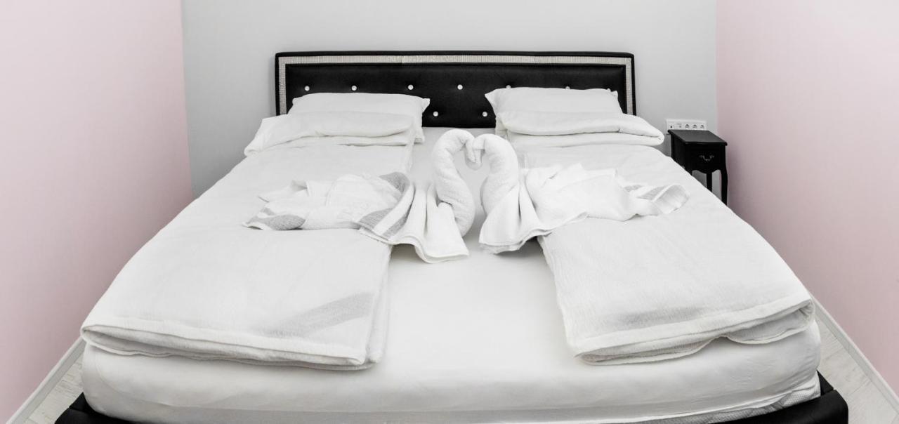 Corso Lux Apartman Gyula Luaran gambar