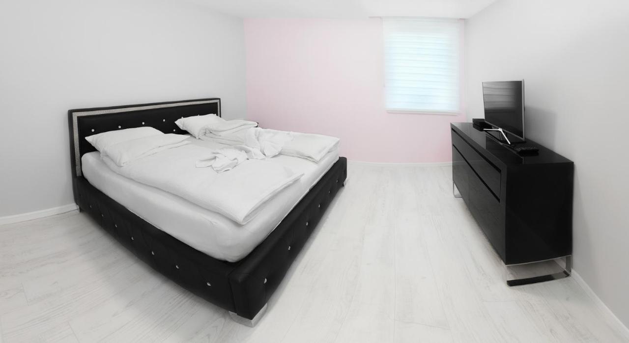 Corso Lux Apartman Gyula Luaran gambar